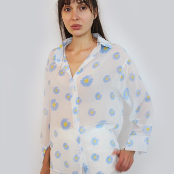 Beaded Daisy Button Down Blouse ST-823 - Picture 2 of 9